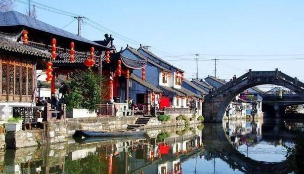 拓普集团跌5.72% 开源证券在其高点下跌后率先喊买
